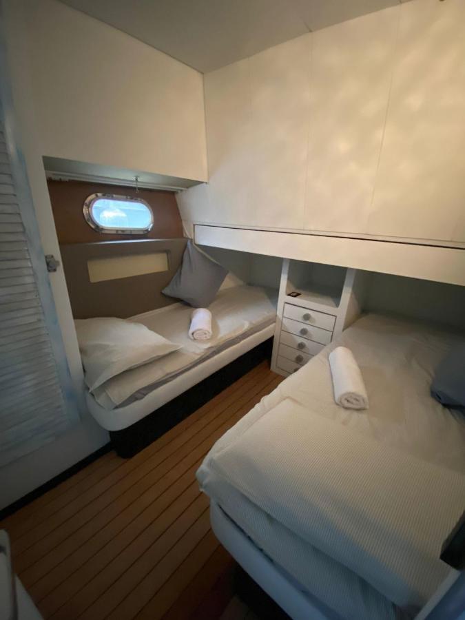 Mar Y Pepa Hotel Sant Adrià de Besòs Kültér fotó