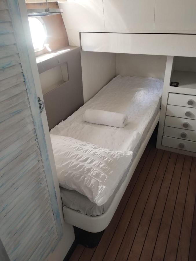 Mar Y Pepa Hotel Sant Adrià de Besòs Kültér fotó